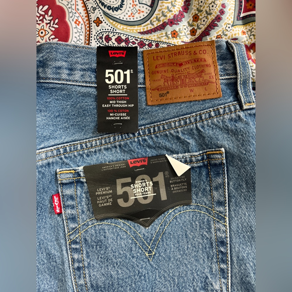 Levis 501 Mid thigh shorts - Picture 4 of 4